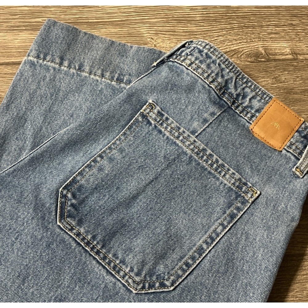 Zara Women's Wide Leg High Rise Medium Wash Blue Jeans Size 8 (32x31)